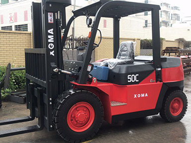 恭喜今日銷售部又出一單！廈工5.0T叉車壹臺